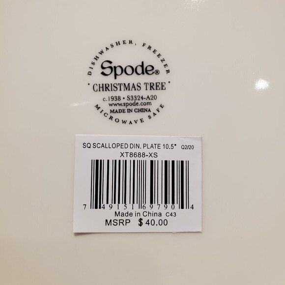 New Spode Christmas Tree 10.5" Scalloped dinner Plate - Picture 2 of 2